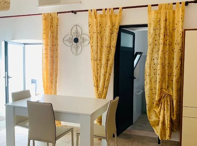 Nonna Tina Bed & Breakfast 3*