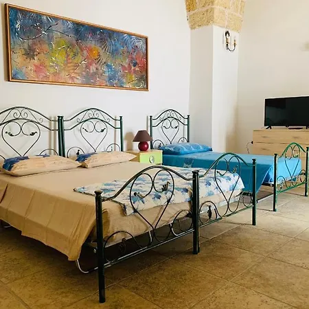 Oda ve Kahvaltı Nonna Tina